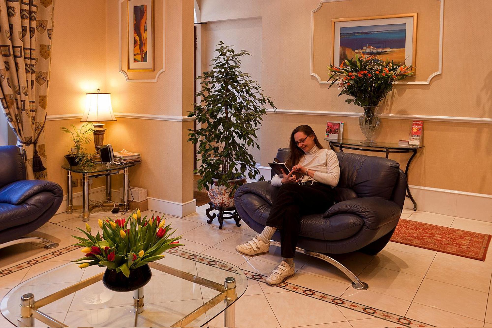 Avon Hotel London Bagian luar foto